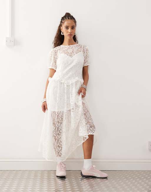 Vestido midi blanco con capa superior de encaje para festivales de Reclaimed Vintage