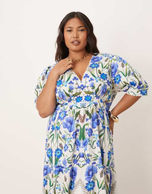 Vestido midi blanco de corte amplio con estampado azul, mangas abullonadas y cuello de pico de Hope & Ivy Plus, 2 de 4