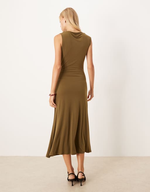 Vestido midi caqui con cintura de pico baja de ASOS DESIGN, 4 de 4