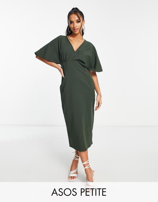 Vestido midi caqui con mangas tipo blusón y detalle plisado de ASOS DESIGN Petite