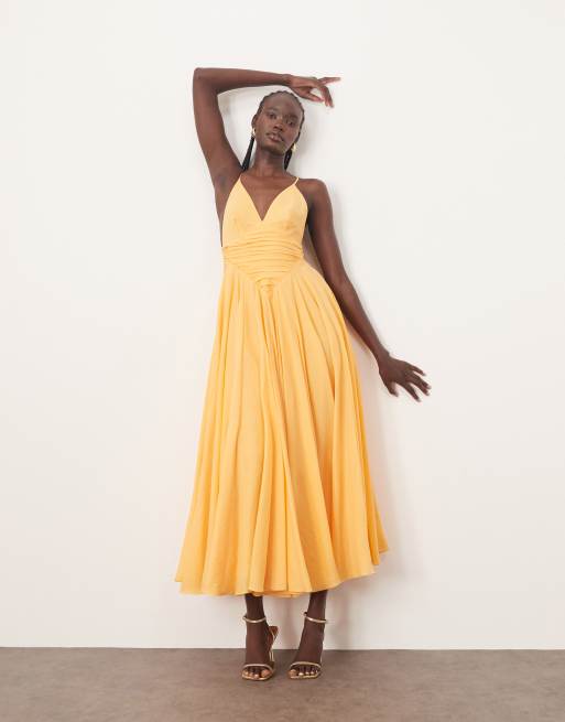 Vestido midi color albaricoque lavado de corte muy amplio con cintura de pico de ARRANGE
