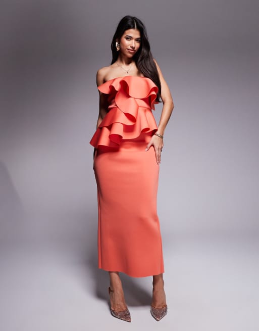 Vestido midi color coral con escote palabra de honor y detalle recogido de volantes superpuestos de tejido efecto neopreno de ASOS DESIGN