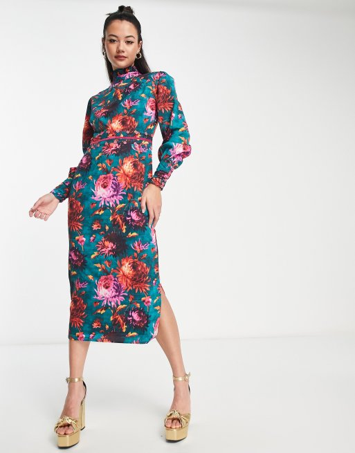 Vestido midi cuello discount alto