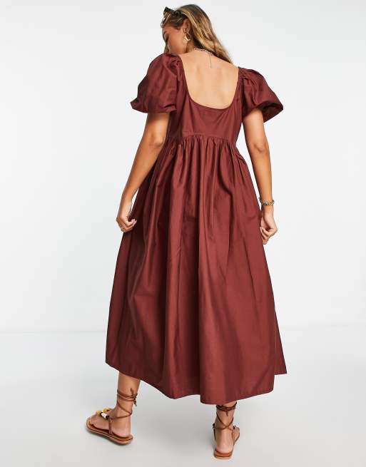 Vestido midi color óxido amplio con mangas abullonadas con festoneado grande de algodón de ASOS DESIGN, 2 de 4