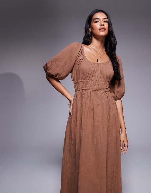 Vestido midi color piedra con mangas abullonadas de tejido efecto lino de River Island, 4 de 4