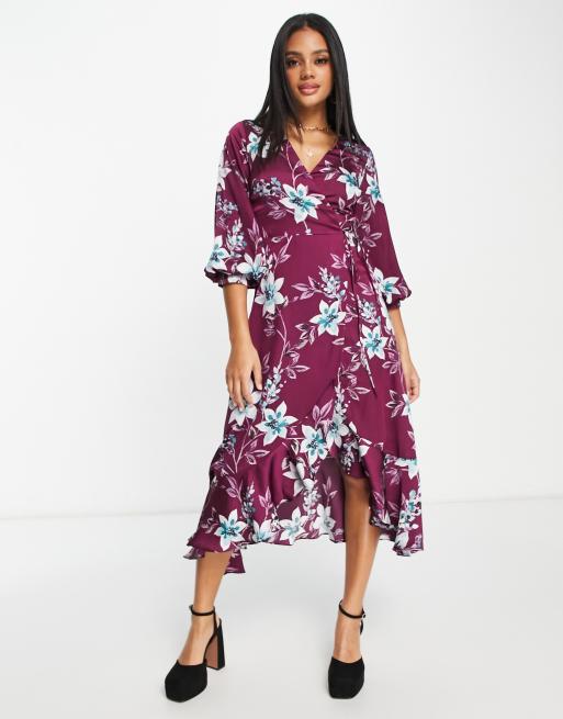 Vestido midi color vino cruzado con mangas abullonadas y estampado floral de satén de Liquorish 
