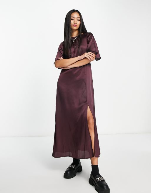 Vestido midi color vino oscuro con mangas fluidas con detalle de encaje de Influence, 3 de 4