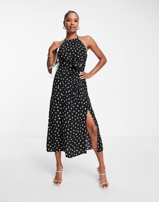 Vestido midi con cuello halter y estampado de lunares de Forever New Petite, 4 de 4