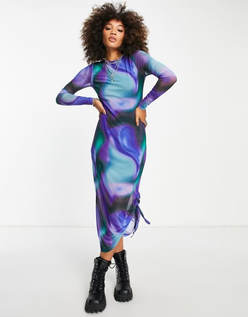 Vestido midi con estampado marmoleado y costado fruncido de malla de Violet Romance, 4 de 4