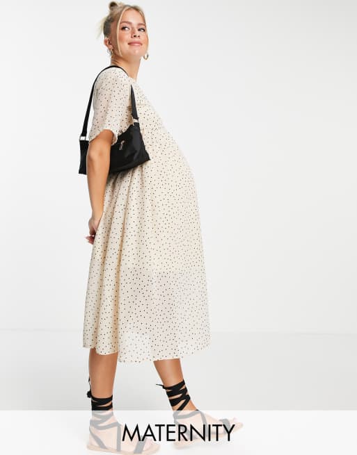 Vestido midi con falda de corte amplio y estampado de lunares pequeños de Wednesday's Girl Maternity