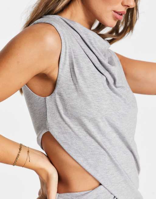 Vestido midi gris jaspeado sin mangas con cuello drapeado y