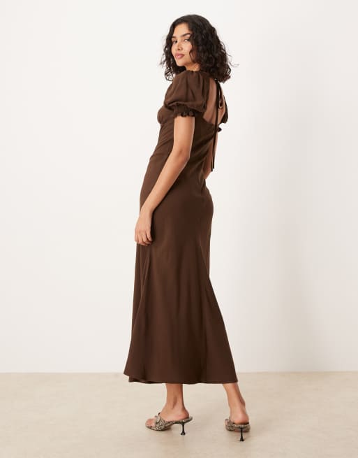 Vestido midi marrón chocolate abotonado con mangas abullonadas de ASOS DESIGN, 4 de 4