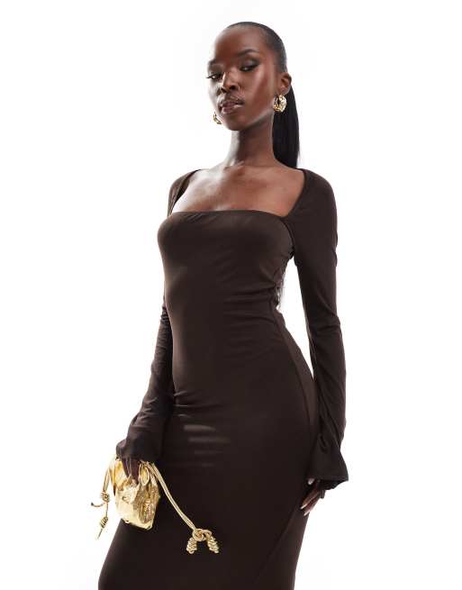 Vestido midi marrón chocolate con diseño tipo bolero de manga larga acampanada y abertura en la espalda de ASOS DESIGN