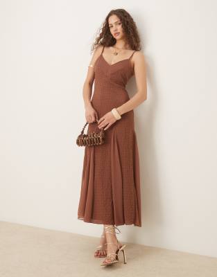 Vivien Hombro Tirante Encaje Y Gasa Largo Vestido Chocolate