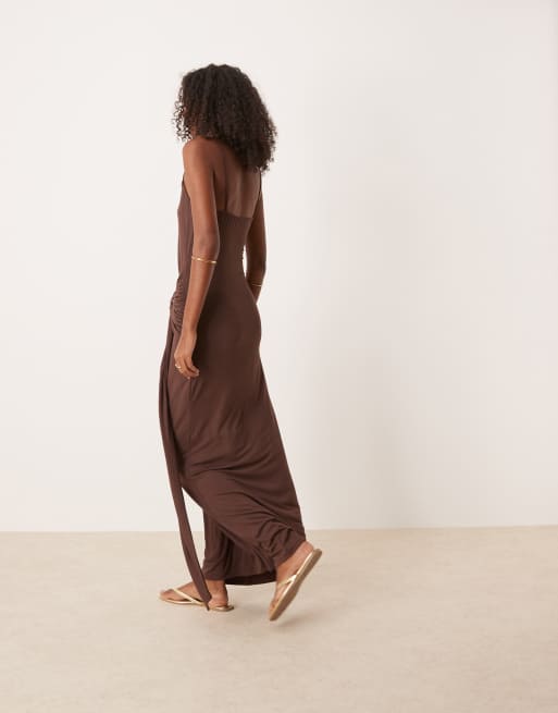 Vestido midi marrón chocolate de tirantes con detalle retorcido de ASOS DESIGN, 3 de 4