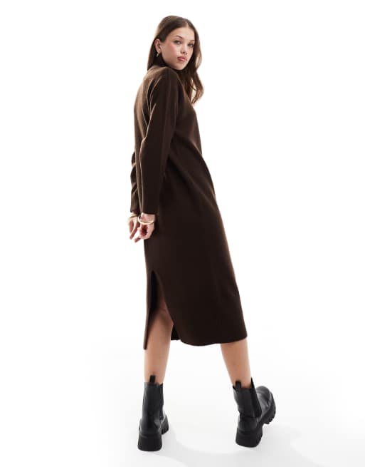 Vestido midi marrón con cuello alzado de punto de New Look, 4 de 4