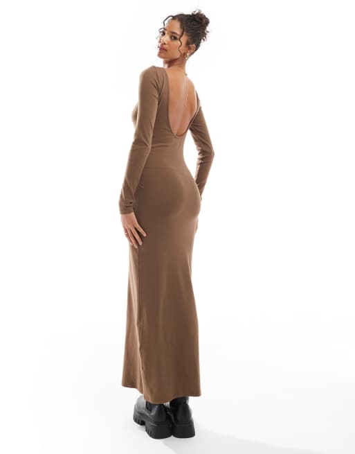 Vestido midi marrón de manga larga con lateral fruncido de ASOS DESIGN, 2 de 4