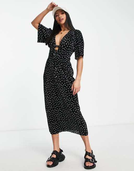 Vestido midi monocromático plisado de manga corta con estampado de lunares y detalle de cordón en la cintura de ASOS DESIGN Petite