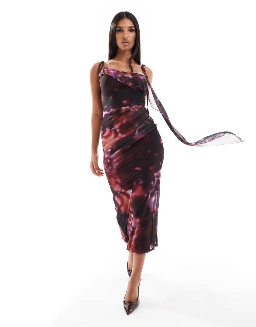 Vestido midi morado uva estampado de tirantes redondos con cuello desbocado y detalle tipo fular de malla de ASOS DESIGN