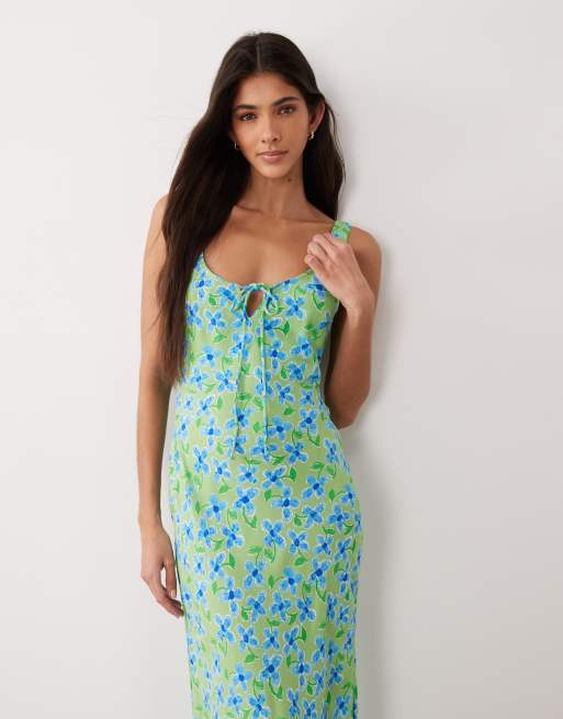 Vestido midi multicolor con estampado floral, cuello ancho y lazada delantera de ASOS DESIGN, 4 de 4