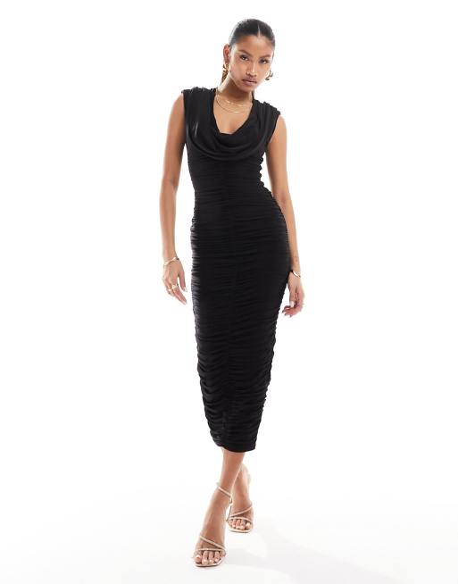 Vestido midi negro ajustado con diseño fruncido y detalle de capucha de Naked Wardrobe