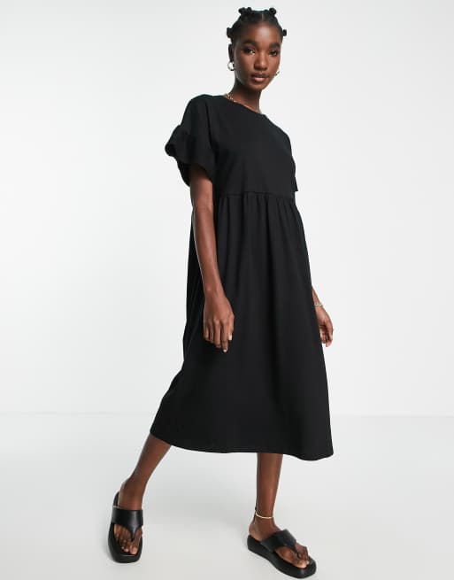 Vestido midi negro amplio con volantes de River Island