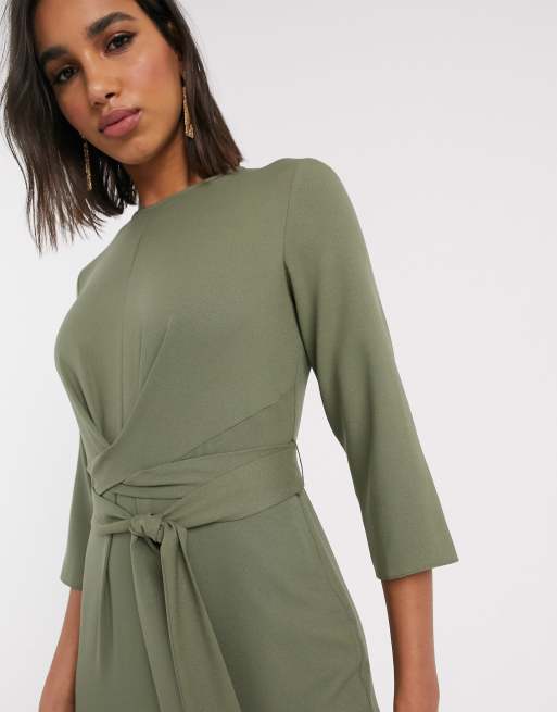 Vestido midi negro con detalle de lazo envolvente de ASOS DESIGN, 3 de 4