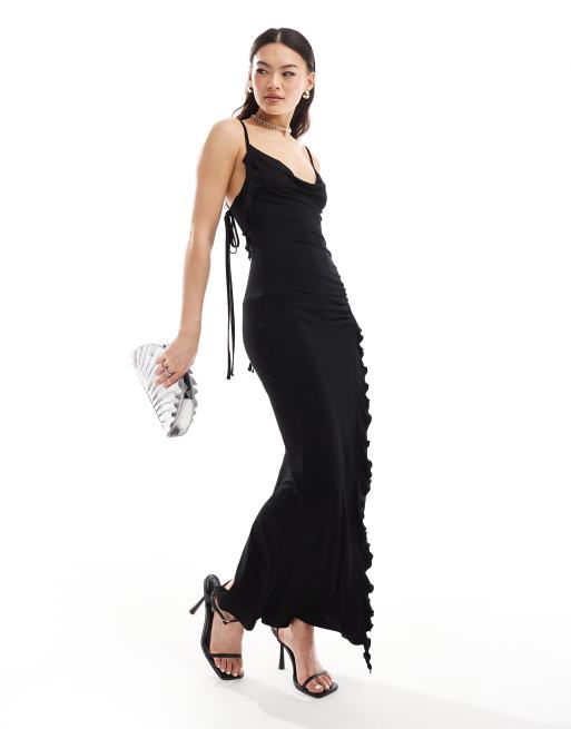 Vestido midi negro de tirantes con falda fruncida, tiras anudadas en la espalda y detalle de volantes de ASOS DESIGN