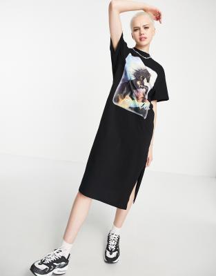 Vestido midi negro estilo camiseta con estampado de caballo de COLLUSION 