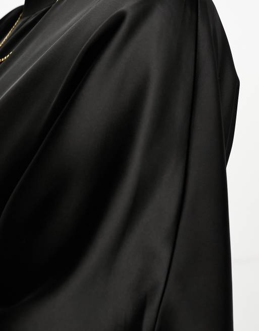 Vestido midi negro extragrande estilo camiseta de satén de ASOS DESIGN Curve, 3 de 4