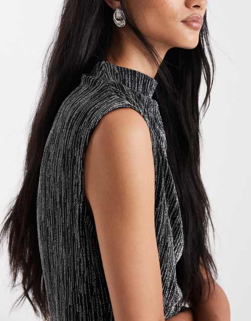 Vestido midi negro y plateado efecto purpurina sin mangas con cuello barco de Vero Moda, 4 de 4