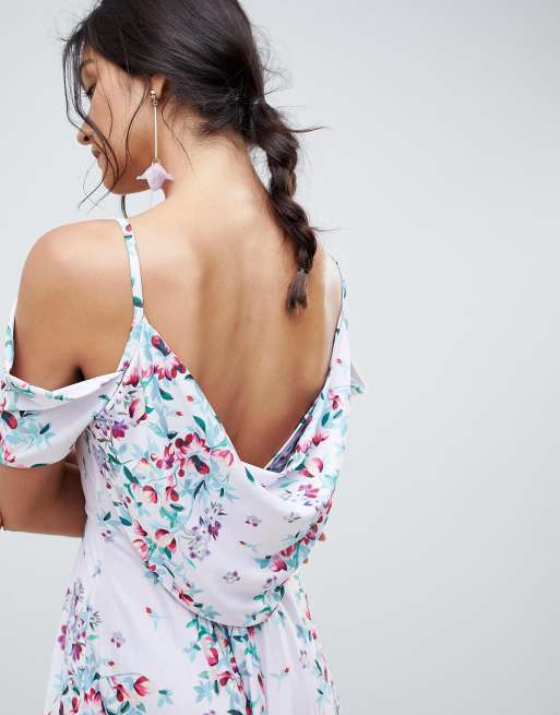 Vestido midi plisado con parte posterior desbocada con estampado floral a rayas de ASOS DESIGN, 3 de 4