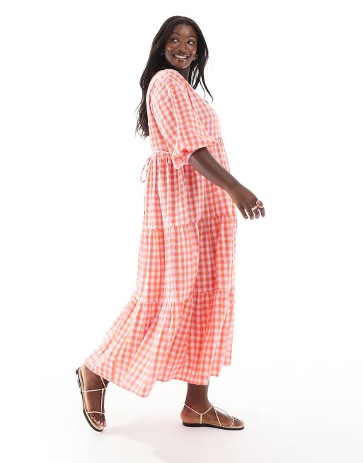 Vestido midi rosa a cuadros vichy amplio de sirsaca de New Look