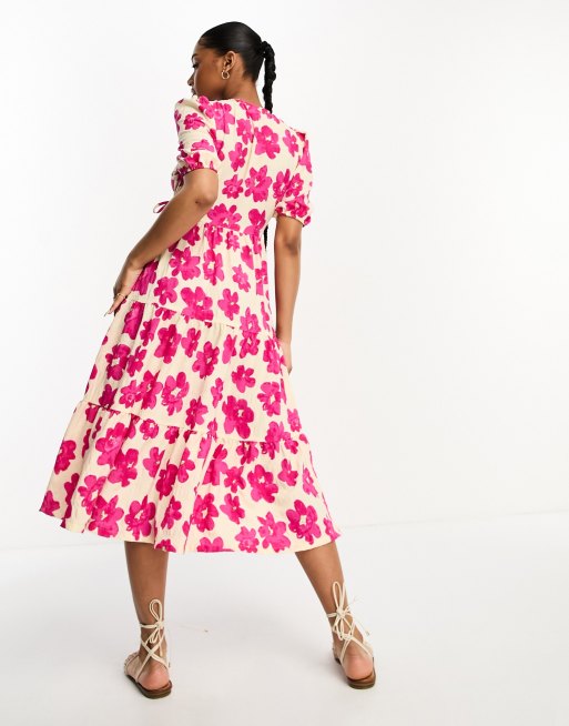 Vestido midi rosa cruzado y escalonado con estampado floral de Monki, 2 de 4