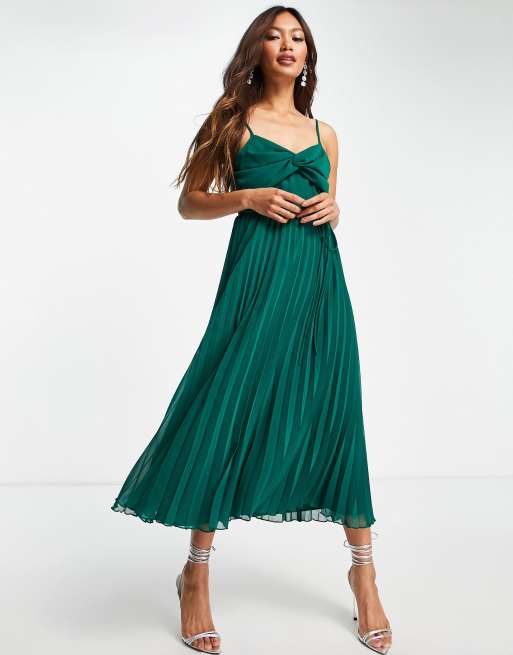 Vestido midi verde bosque plisado de tirantes con dise o retorcido en el pecho y cintur n de ASOS DESIGN