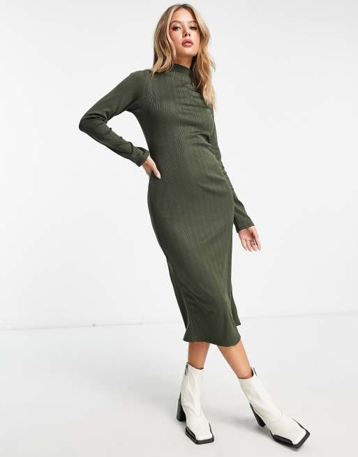Vestido midi verde caqui con cuello alto de canalé de River Island, 2 de 4