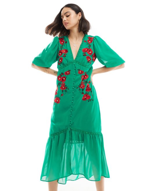 Vestido midi verde con diseño bordado y detalle fruncido de Hope & Ivy