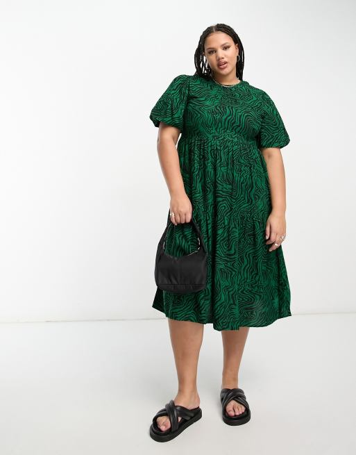 Vestido midi verde con estampado animal y mangas abullonadas de Violet Romance Plus