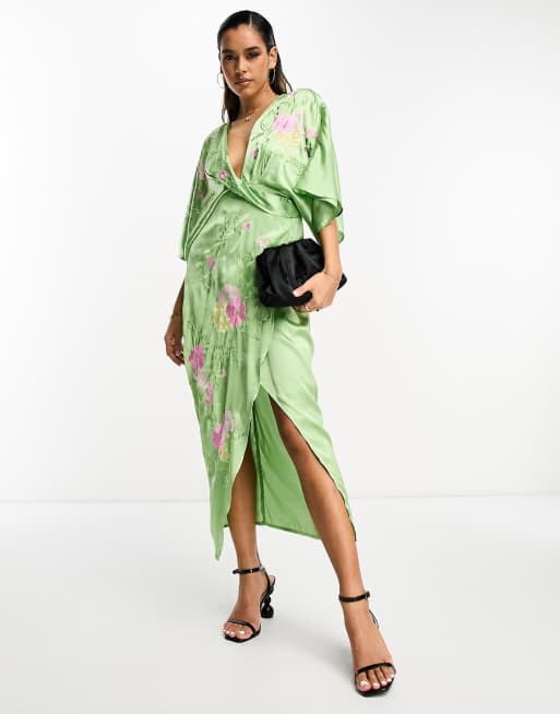 Vestido midi verde cruzado en la parte delantera con bordados y mangas estilo kimono de sat n de ASOS DESIGN