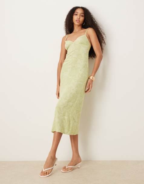 Vestido midi verde lima de tirantes con estampado de cachemir Sastra de Motel - view 1