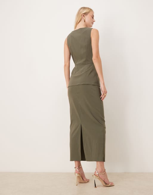 Vestido midi verde oliva con cuello barco y botones de ASOS DESIGN Tall, 3 de 4