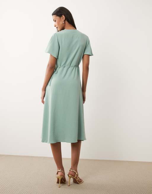 Vestido midi verde salvia de manga corta con parte delantera cruzada de Vila, 4 de 4