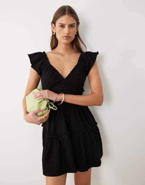 Vestido negro amplio de mangas fluidas de Miss Selfridge - view 1