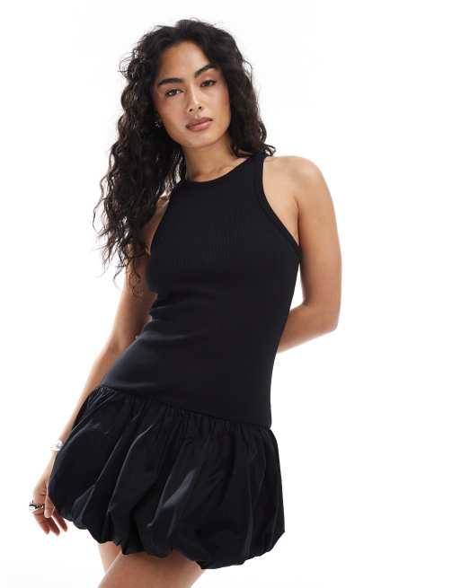 Vestido negro con falda abullonada de JJXX