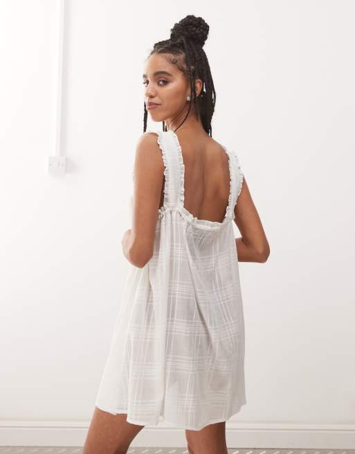Vestido playero blanco a cuadros con vuelo de COLLUSION, 4 de 4