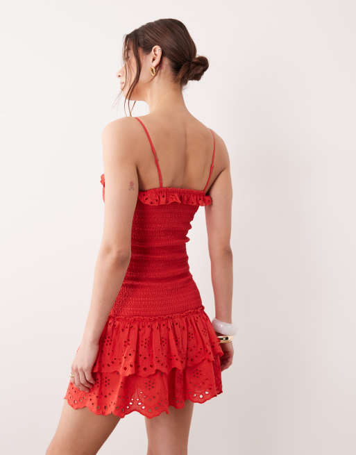 Vestido playero corto rojo fruncido de Iisla & Bird, 3 de 4
