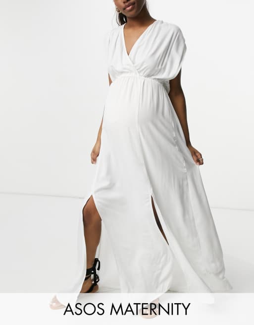 Vestido playero largo blanco con detalle fruncido de ASOS DESIGN Maternity 