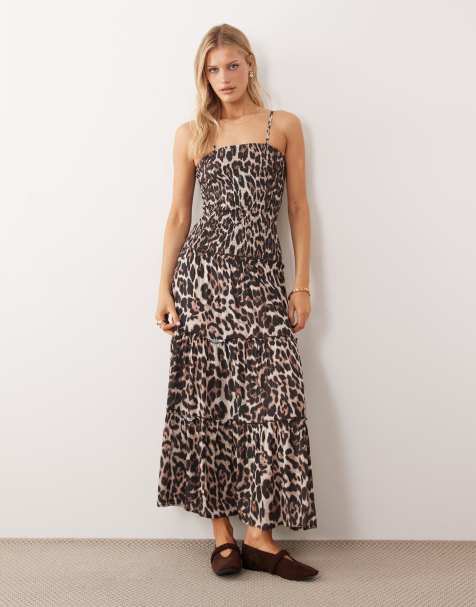 Vestido playero largo con estampado de leopardo y cuerpo fruncido de Iisla & Bird - view 1