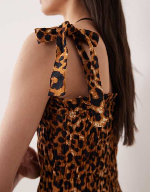 Vestido playero largo con tirantes anudados y estampado de leopardo de Esmee, 4 de 4