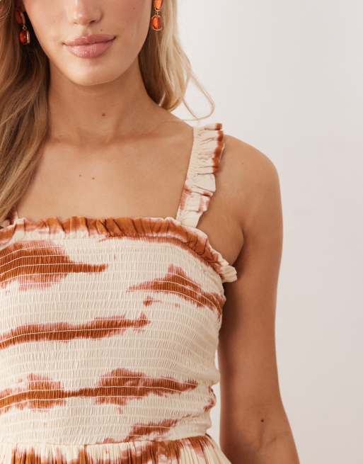 Vestido playero largo marrón y color crema con estampado tie dye de Iisla & Bird, 4 de 4